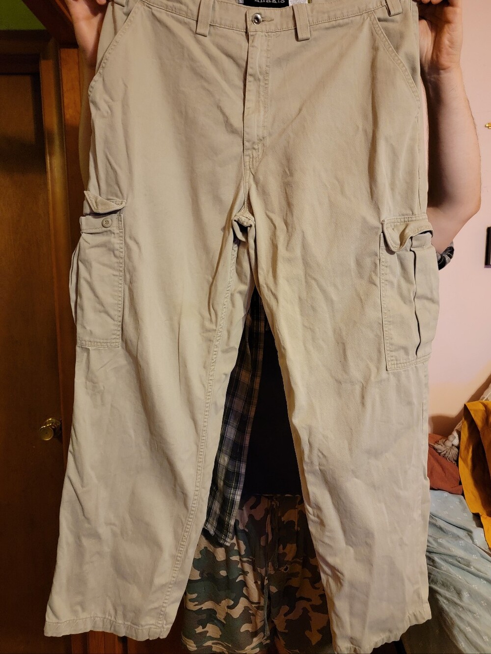 Levi's Khakis SilverTab Cargo Pants with Buttoned Side Pockets Tall 38 34